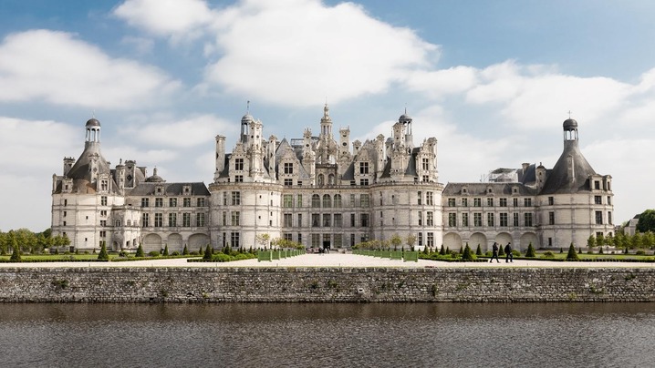 10 Remarkable Castles That Reveal How Architecture Shapes Power