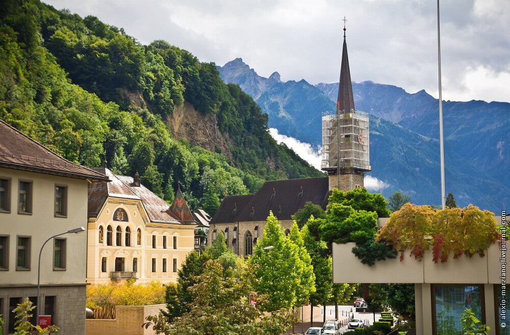 Top 8 facts about Liechtenstein: no currency, no language, but lots of money